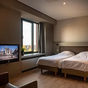 *** Hotel Castelnou België