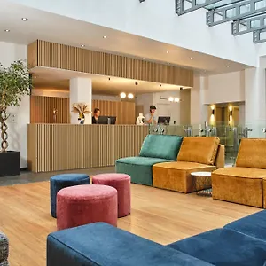 Hotel Aqua By Happyculture