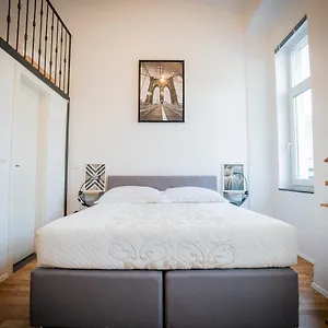 Apartamento Rhino